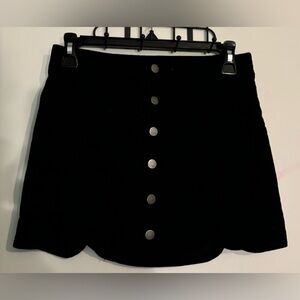 Tractr Juniors Sz Medium Scalloped hem Button down skirt Corduroy mini skirt